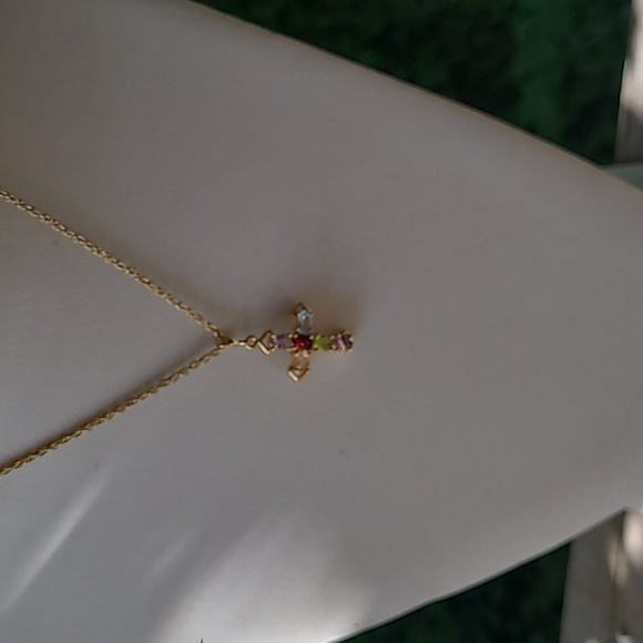 Vintage 14k yellow gold semi precious stones cross crucifix pendant